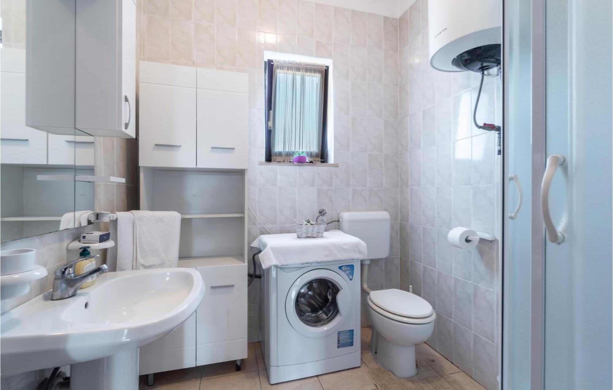 Awesome Apartment In Pula With Wifi Exterior photo